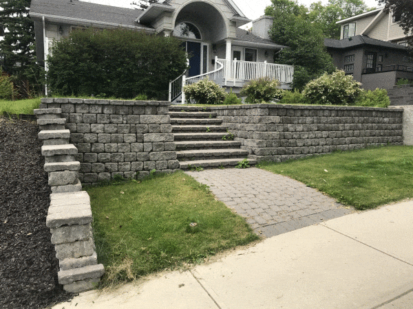 Retaining Wall in the Front Yard
